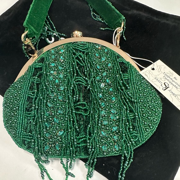 Sassy Jones Tyla Emerald Beaded Clutch - Picture 3 of 13